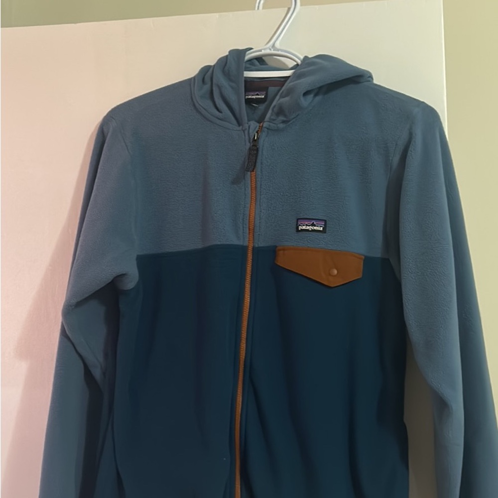Patagonia Women’s Zip Up Sweater